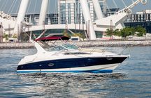 Private 33ft Luxury Boat Cruise In Dubai 8 PAX