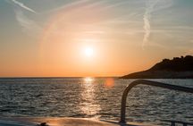 Medulin: Private Sunset Boat Cruise with Wine Tasting