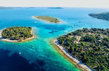 Private Boat Tour Half-Day,Blue Lagoon & 2 Islands from Split 