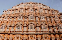 Private 2 Day Jaipur Heritage City Tour with Forts and Palaces