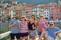 Cinque Terre Boat Tour : Swim, Snacks & Prosecco