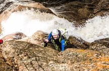 Beginner canyoning in the Starzlachklamm