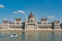 2,5 Hours Walking Tour in Budapest (4 hours with Heroe's square)