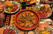 Cooking class with a Moroccan family