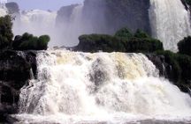 Visit Monday Falls in Paraguay (from Iguazu)