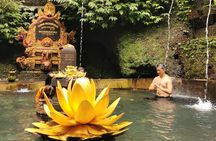 Melukat Purification Ceremony at Taman Pecampuhan Sala Temple