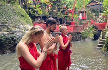 Melukat Purification Ceremony at Taman Pecampuhan Sala Temple