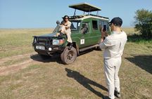 Explore Kenya: 5-Day Group Safari Adventure