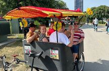 The Bear Private Pedicab Food Tour of Chicago