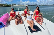Premium Miami Yacht Tour Experience: Captain, Champagne & Party!