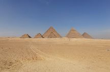 2-Day Private Cairo Guided Pyramids, Museums & Markets Tour