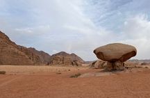 Full-day Private Jeep Tour with Bedouin in Wadi Rum