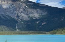 Lake Louise, Moraine Lake, Peyto Lake, Crowfoot Tour from Calgary