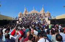 BAPS Hindu Mandir and Grand Mosque Abu Dhabi Tour From Dubai