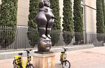 Medellin: VIP Private Historic E-Bike Tour with Lunch