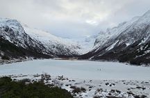 Trekking Emerald Lagoon