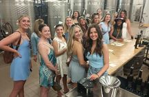 NON-BUS MOVIE STARS Torch Lake - Traverse City Area Wine Tour