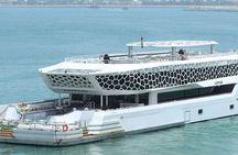 Dubai: Marina Lotus Yatch Dinner Cruise Intl Buffet
