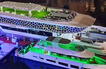 Dubai: Marina Lotus Yatch Dinner Cruise Intl Buffet