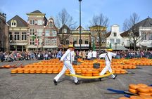 Alkmaar Cheese Market, & Zaanse Schans Guided Day Tour