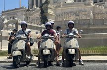 Vespa Tour in Rome by Night