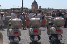 Vespa Tour in Rome by Night