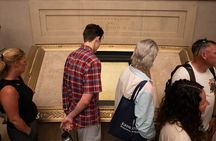 250 Small-Group Tour: VIP Archives & American History - 6ppl Max