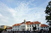 Jakarta Highlight Places with Multilingual Guide