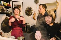 Private Cava Sabrage and Paella Class in Barcelona