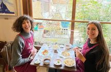 Private Home Visit Style Tour in Yanaka with Local Experience