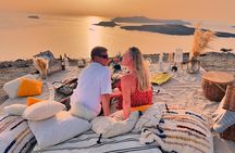 Private Santorini Sunset Picnic Experience