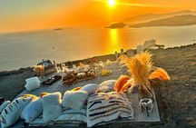 Private Santorini Sunset Picnic Experience