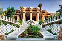 Barcelona Shared Guided Tour Including Park Güell Entry