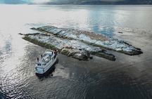 Ushuaia Yacht Sailing in the Beagle Channel and Lighthouse Visit