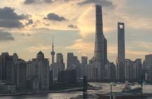 4-Hr Shanghai Layover Tour: Maglev, Wet Market, Food, Landmarks