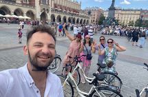 3-Hour Guided Bike Tour Highlighting Krakow