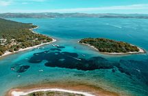 Blue Lagoon & 3 Islands Small-Group Speedboat Tour