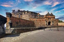 Skip-the-line Edinburgh Castle with Old Town Walking Tour