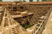 Jaipur to Agra Day Trip with Fatehpur Sikri and Abhaneri Stops