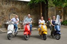 Rome Vespa tour with Pro Photographer 