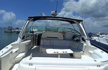 Cruise in Style on our 48 Foot Yacht in Cancun for 15 People
