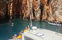 Red rocks & Hells' islands private getaway tour