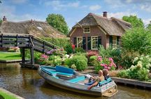 Giethoorn Private Day Tour From Amsterdam (Including Boat Tour!)