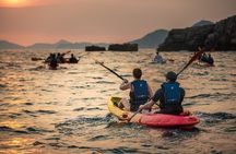 Dubrovnik: Sunset Kayak & Snorkel Tour with Wine & Water