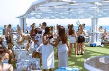 3-Hour Lotus Mega Yacht Dinner Cruise Dubai with Transfers