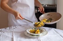 Bolognese Cooking Class with Margherita in the Historic Center