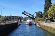 City Sightseeing Seattle HOHO Bus and Locks or Harbour Cruise