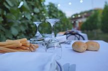 Guided Walk and Lunch in the Vineyard in Alba