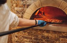 Premium Pizza Making Class at a Pizzeria in Como