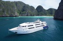 Escape to Phi Phi Islands: Ferry with Lunch
